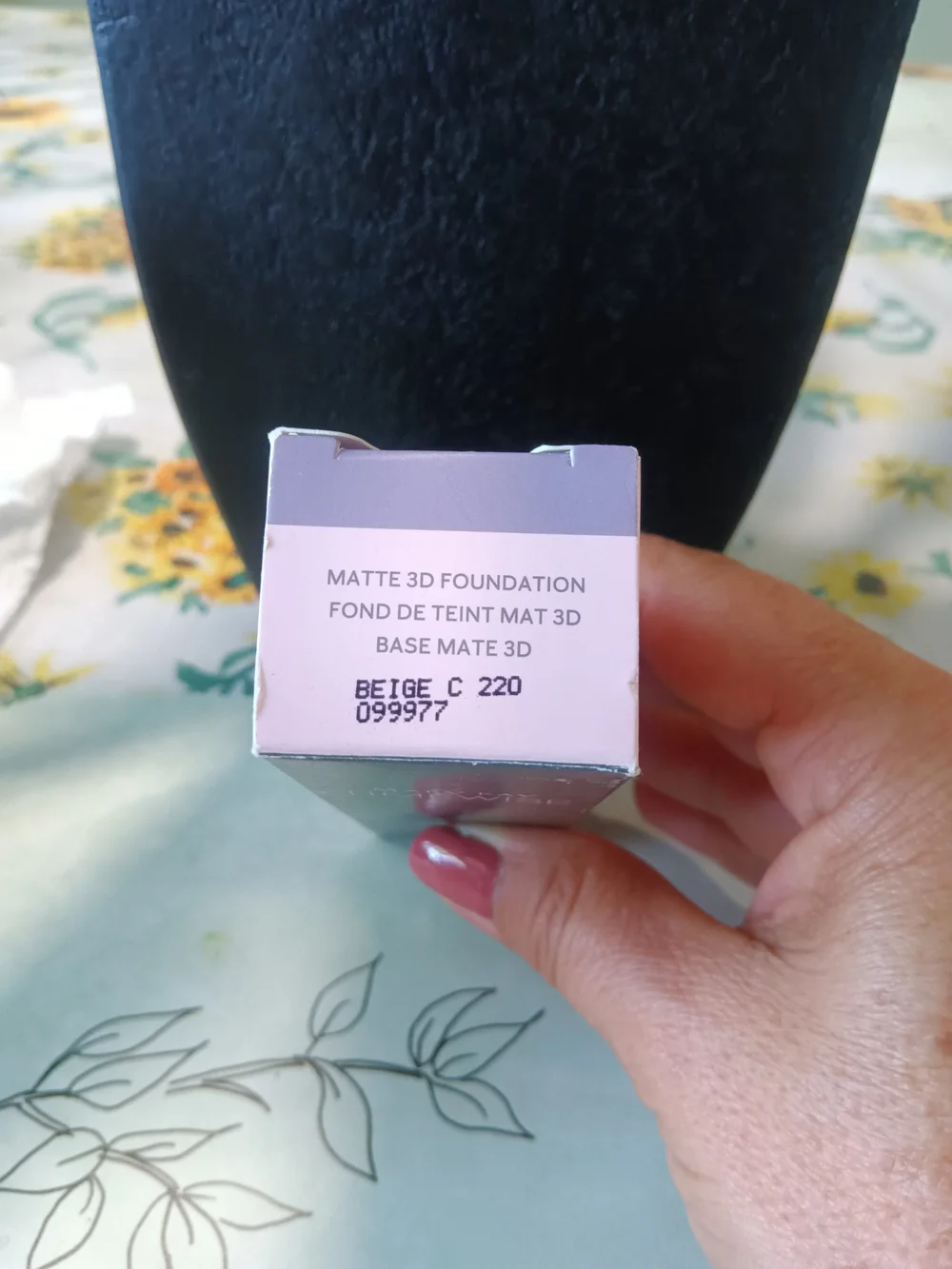 Mary Kay TimeWise Matte 3D Foundation - Neutral Beige 220 Combined Skin
